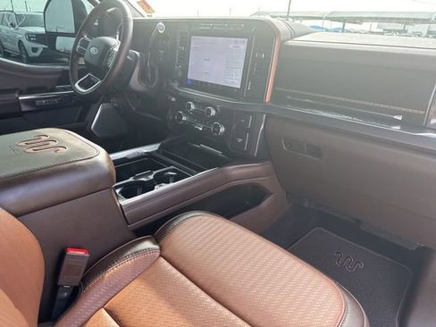 Used 2024 Ford F250 King Ranch image 12