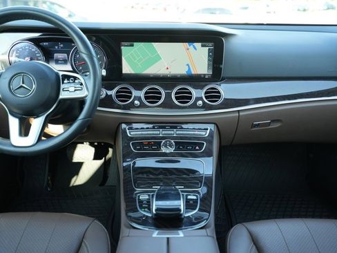 Certified 2019 Mercedes-Benz E 300 4MATIC image 26
