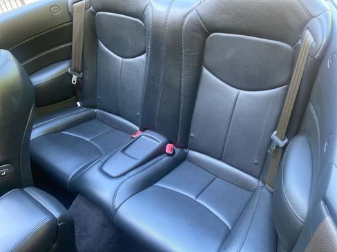Used 2013 INFINITI G37 Convertible w/ Premium Pkg RWD image 9