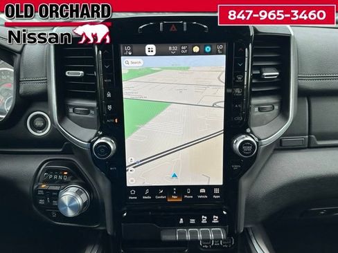 Used 2022 RAM 1500 Laramie AWD/4WD image 14
