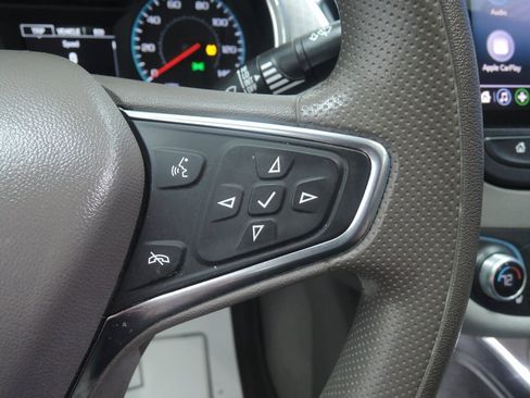 Used 2019 Chevrolet Malibu LT image 16