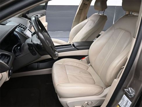 Used 2019 Lincoln MKZ Reserve image 12