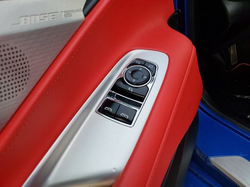 Used 2020 Chevrolet Corvette Stingray Preferred Cpe w/ 2LT Preferred Equipment Group RWD image 10