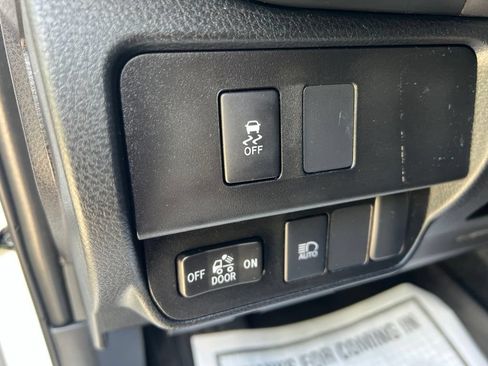 Used 2023 Toyota Tacoma SR5 w/ Technology Package RWD image 31