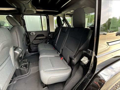 New 2024 Jeep Wrangler Sahara w/ Safety Group image 18