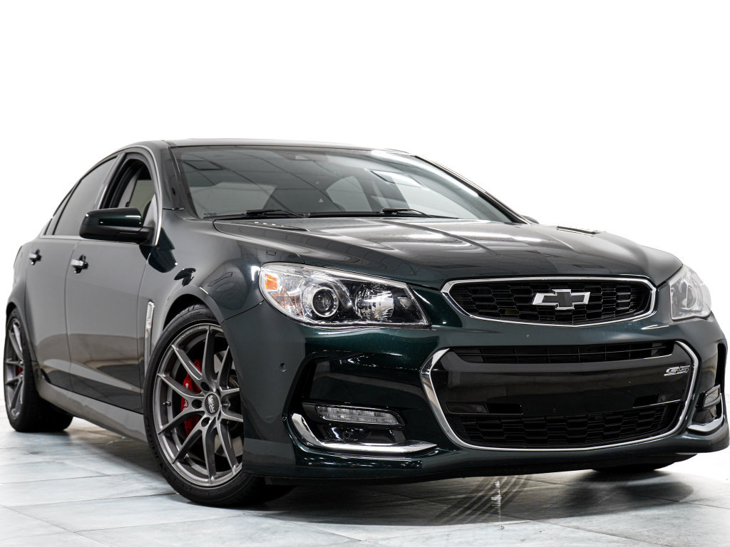 Used 2017 Chevrolet SS RWD image 3