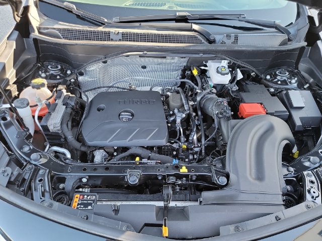 Certified 2024 Buick Encore GX Preferred w/ Comfort Package FWD image 21
