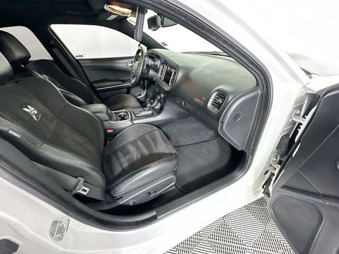 Used 2020 Dodge Charger Scat Pack w/ Plus Group image 30