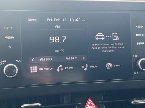 Used 2024 Kia Sportage LX image 16