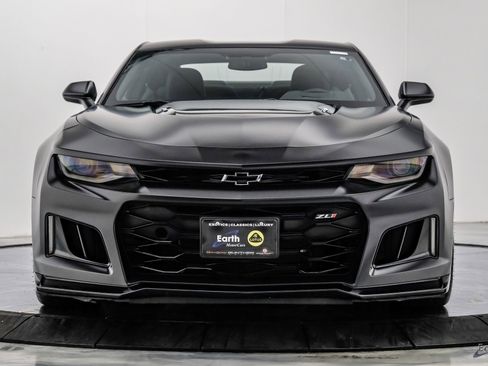 Used 2018 Chevrolet Camaro ZL1 RWD image 24