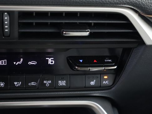 Certified 2025 MAZDA CX-90 Plug-In Hybrid w/Premium Sport image 32