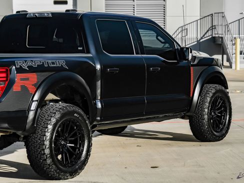 Used 2025 Ford F150 Raptor w/ Equipment Group 803A Raptor R AWD/4WD image 15