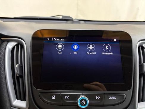 Used 2023 Chevrolet Malibu LT FWD image 32