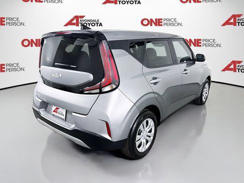 Used 2025 Kia Soul LX FWD image 7