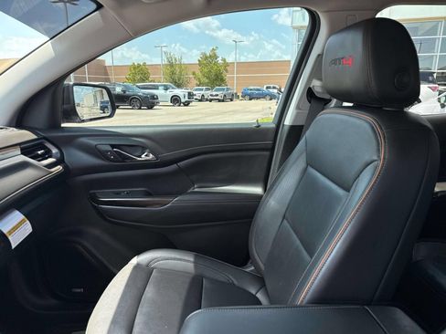Used 2023 GMC Acadia AT4 w/ Technology Package AWD/4WD image 17