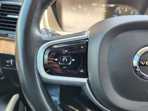 Used 2021 Volvo XC90 T6 Momentum w/ Protection Package Premier AWD/4WD image 16