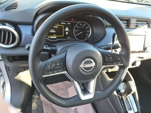 New 2025 Nissan Versa SV w/ Trunk Package image 17