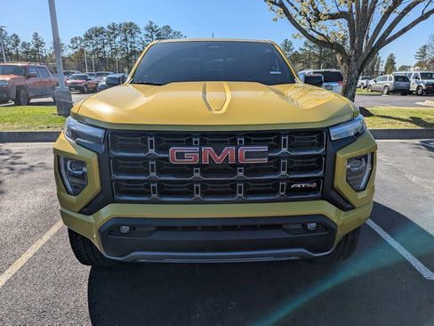 Used 2023 GMC Canyon AT4 AWD/4WD image 2