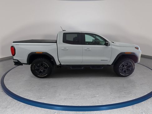 Used 2025 GMC Canyon Elevation w/ Convenience Package AWD/4WD image 4
