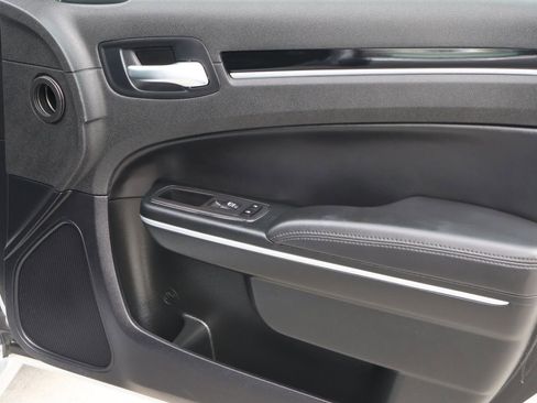 Used 2023 Chrysler 300 Touring L w/ Popular Equipment Group image 17