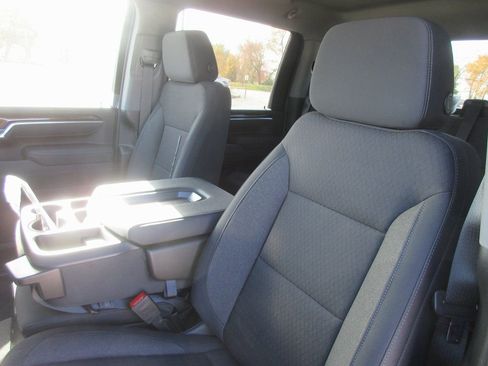 New 2026 GMC Sierra 3500 SLE w/ SLE Value Package AWD/4WD image 13