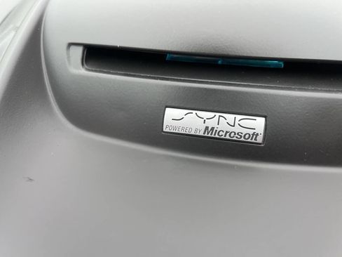 Used 2013 Ford Escape Titanium image 33