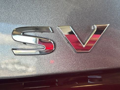 Used 2024 Nissan Sentra SV FWD image 7