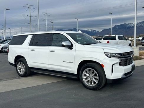 Used 2023 Chevrolet Suburban Premier AWD/4WD image 27