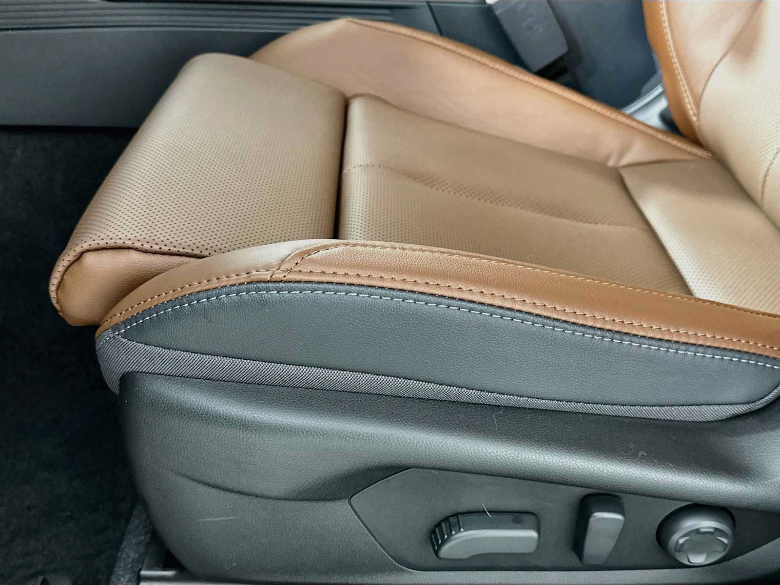 New 2026 Subaru Outback Touring XT AWD/4WD image 18