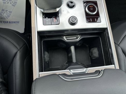Used 2023 Land Rover Range Rover SE image 34