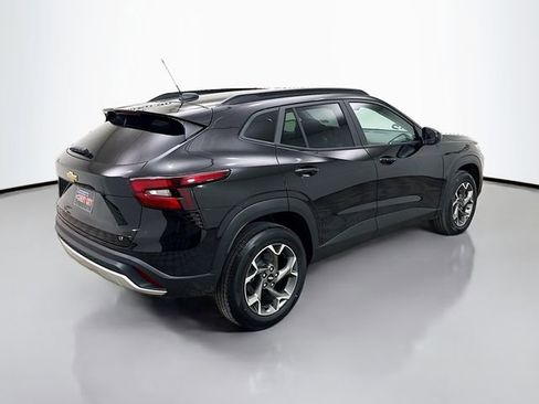 New 2026 Chevrolet Trax LT image 9