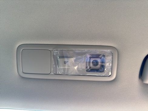 Used 2024 Volkswagen Tiguan Wolfsburg Edition image 26