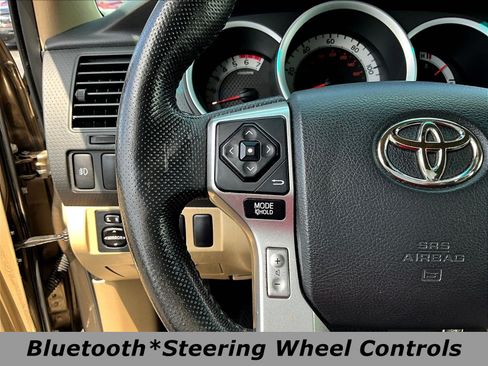 Used 2015 Toyota Tacoma PreRunner w/ SR5 Package RWD image 11