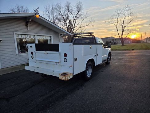 Used 2015 Ford F350 XL w/ Trailer Tow Package image 7