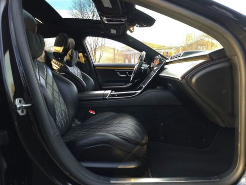 Used 2021 Mercedes-Benz S 580 4MATIC Sedan w/ Warmth & Comfort Package image 31