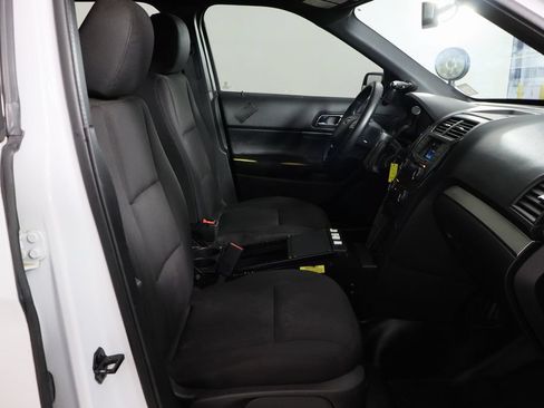 Used 2019 Ford Explorer 4WD Police Interceptor image 10