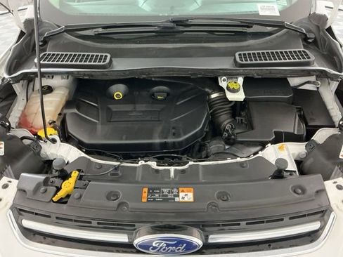 Used 2016 Ford Escape Titanium w/ Equipment Group 301A AWD/4WD image 34