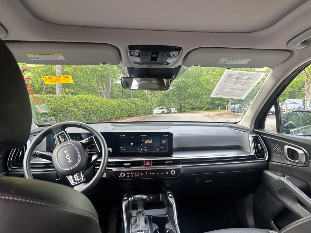 Used 2024 Kia Sorento S w/ Panoramic Sunroof Package AWD/4WD image 7