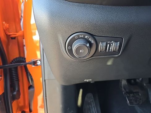 New 2026 Jeep Compass Limited image 22