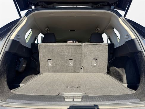 Certified 2023 Nissan Rogue S image 18