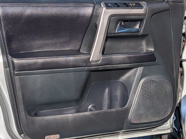 Used 2016 Toyota 4Runner SR5 RWD image 10
