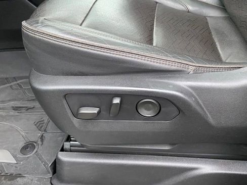 Used 2021 Chevrolet Tahoe High Country w/ Premium Package image 25