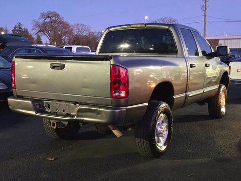 Used 2004 Dodge Ram 2500 Truck SLT w/ Sport Appearance Group image 5