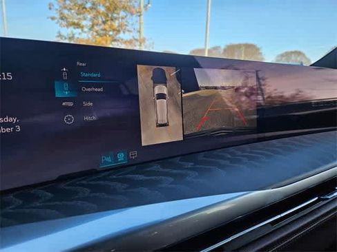 Used 2026 Cadillac Escalade Luxury w/ Touring Package image 33