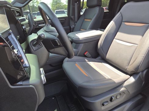 Used 2026 GMC Sierra 2500 AT4 w/ AT4 Premium Plus Package AWD/4WD image 29