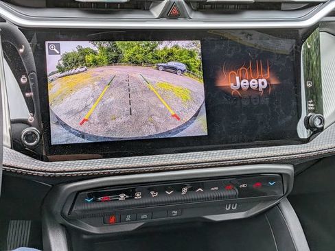 New 2026 Jeep Cherokee Limited AWD/4WD image 24