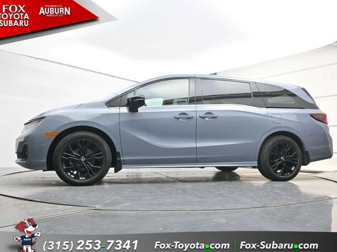 Used 2025 Honda Odyssey Sport-L image 23