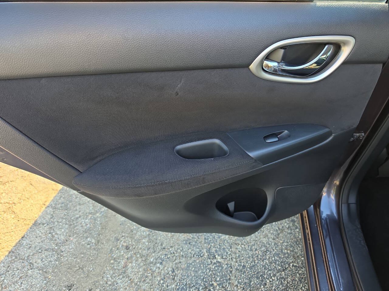 Used 2013 Nissan Sentra SV FWD image 10