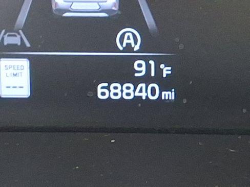 Used 2023 Kia Soul EX image 21