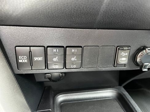 Used 2017 Toyota RAV4 Limited w/ Advanced Technology Package AWD/4WD image 40
